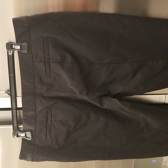 💕BCBGENERATION💕 Cropped Pants ~ Black 12 - Picture 4 of 9